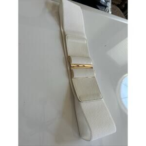 New Women's Ivory Shein Belt.